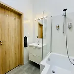 Chic Center With Ac - Tropical House Apartment *