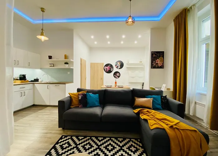 Chic Center With Ac - Tropical House Budapest