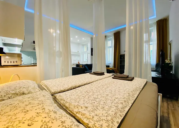 Chic Center With Ac - Tropical House Apartment *